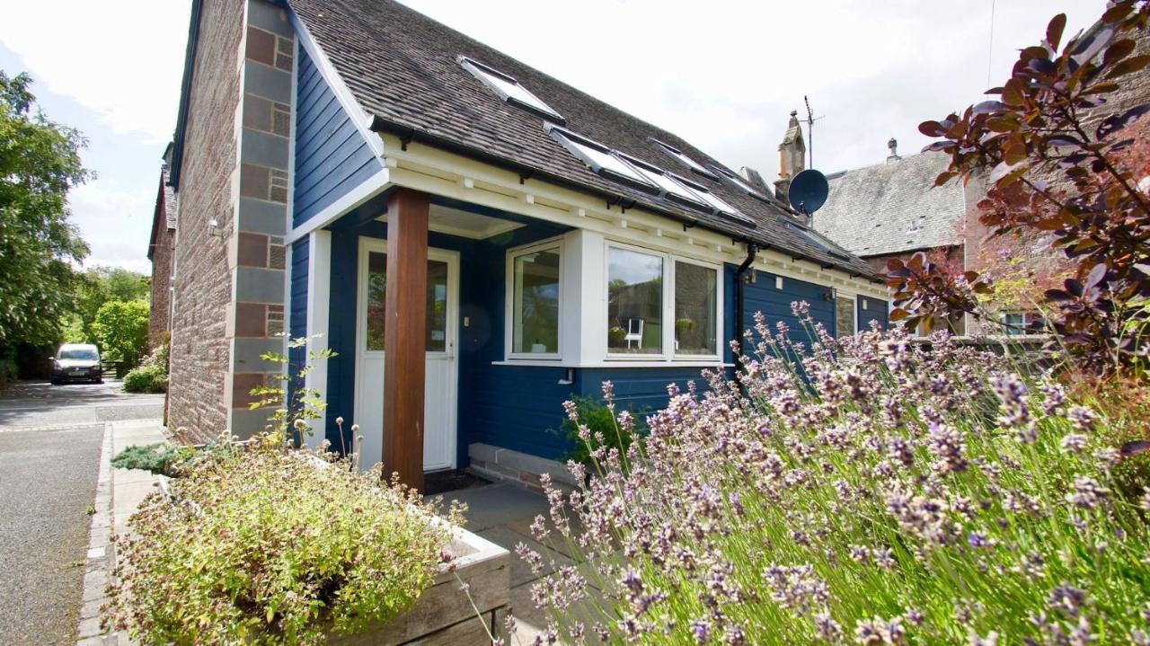 Fire Station Cottage Comrie Buitenkant foto
